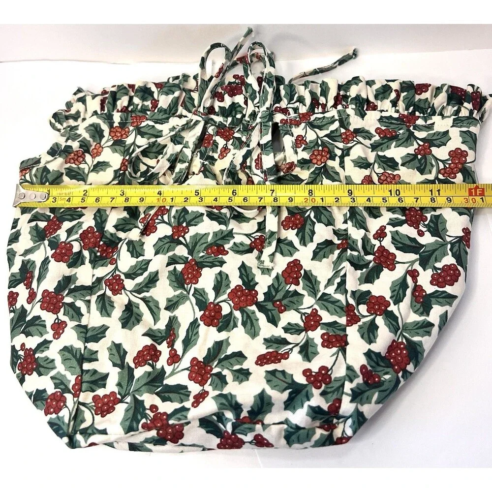 Longaberger Holly Berry Christmas Basket Liner 10x12 Tie On Vintage USA